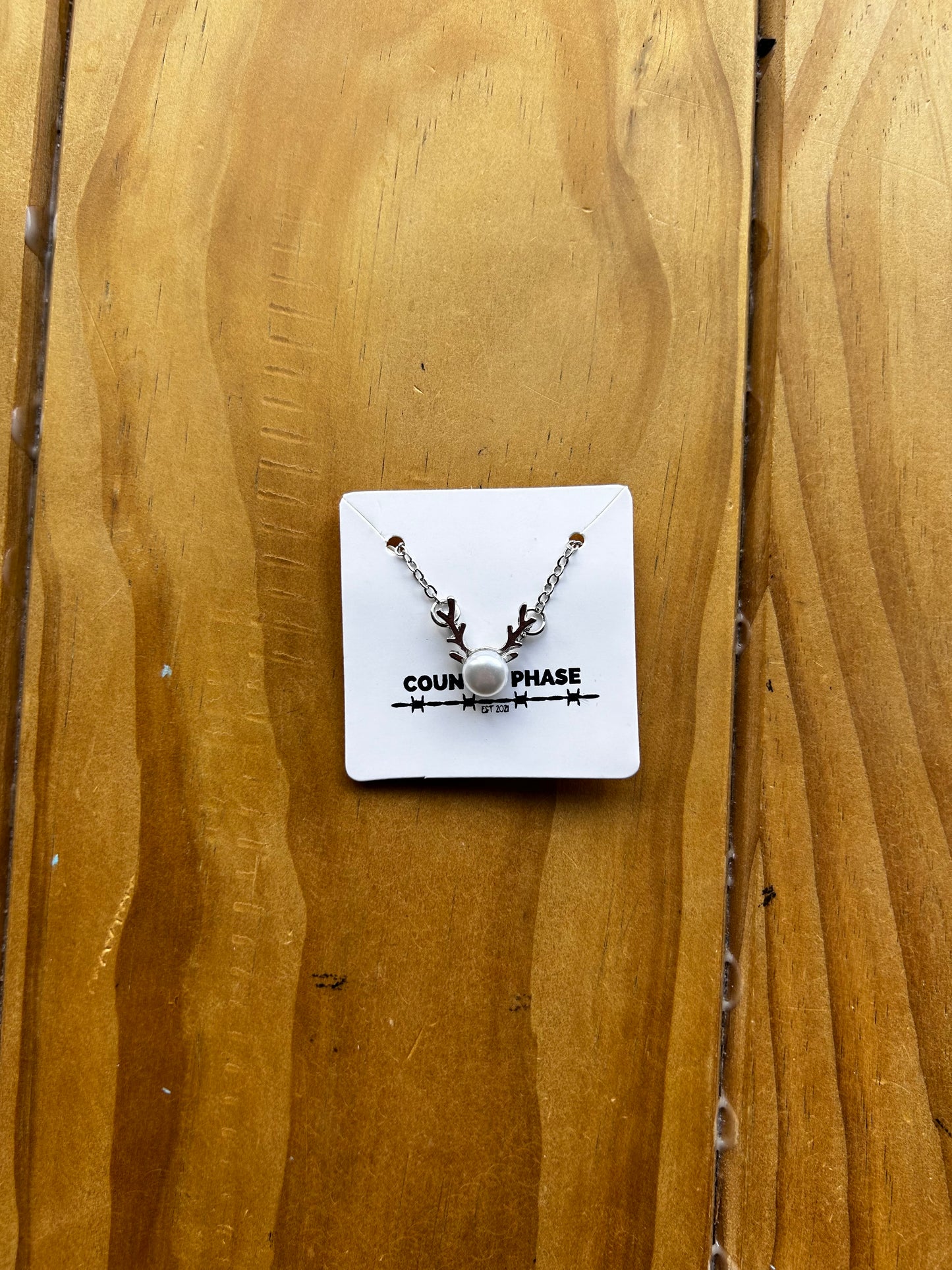 Country Phase Necklace