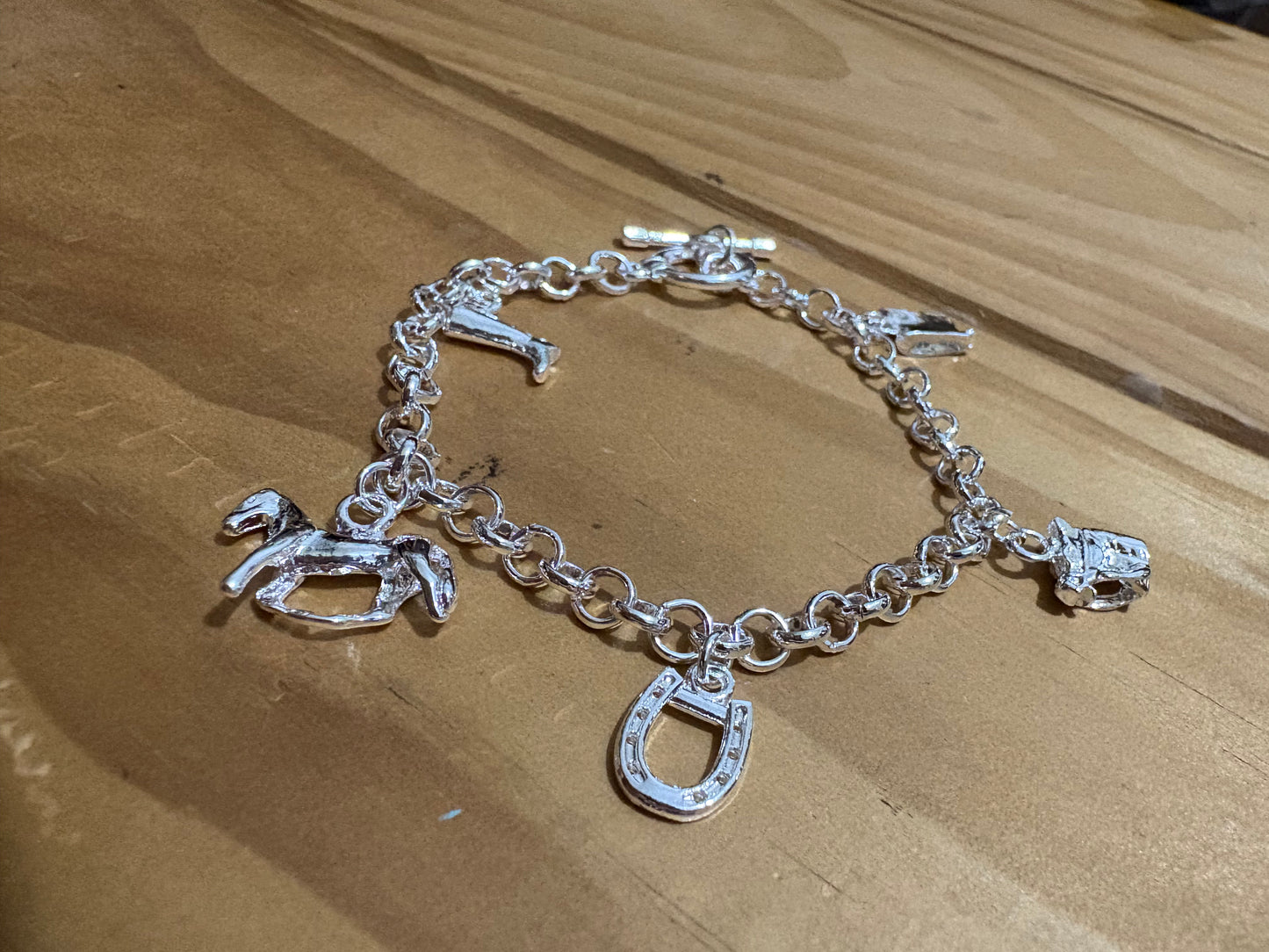 Country Phase Charm Bracelet