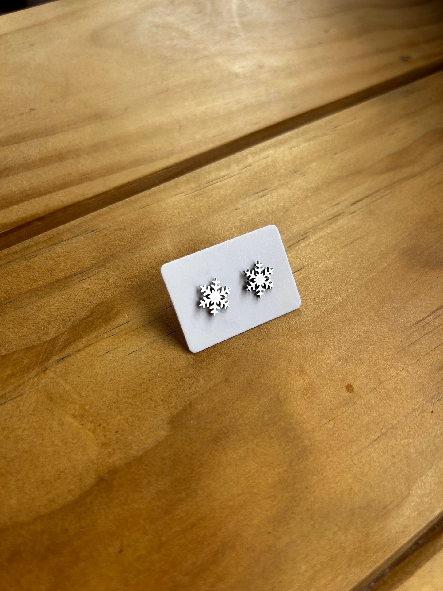 Country Phase Snowflake Earrings