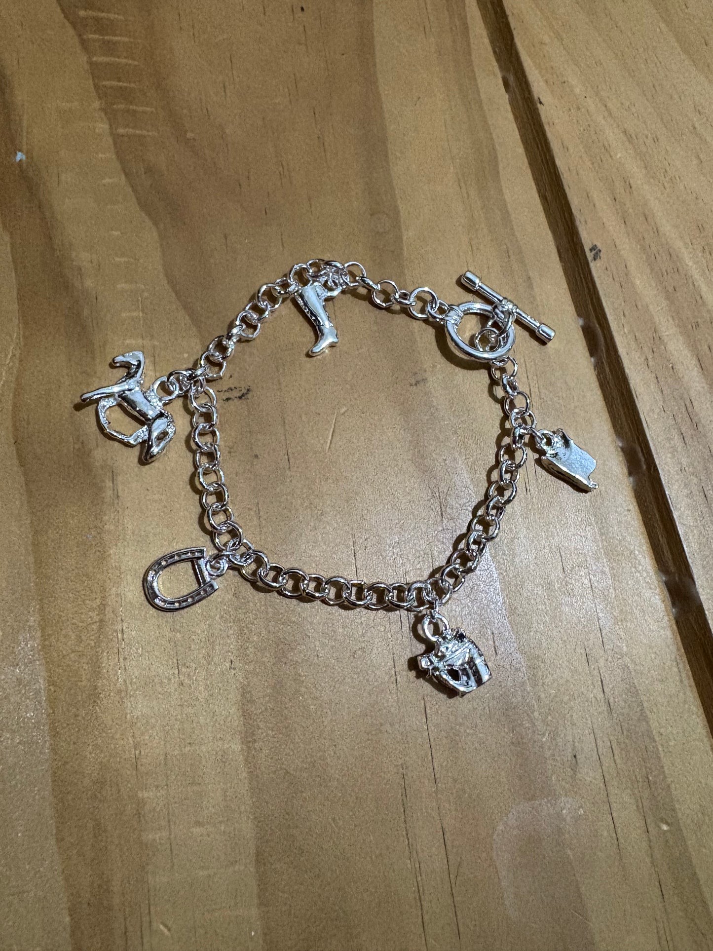 Country Phase Charm Bracelet