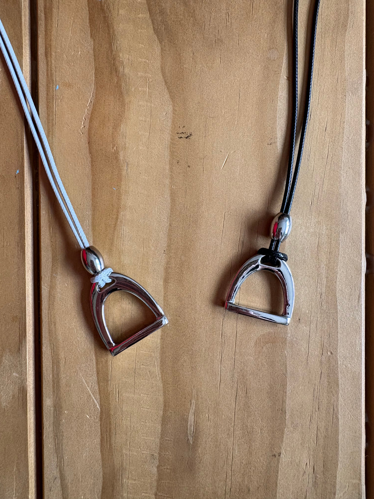 Country Phase Necklace