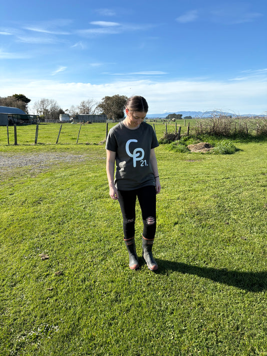 Country Phase 21. Tee
