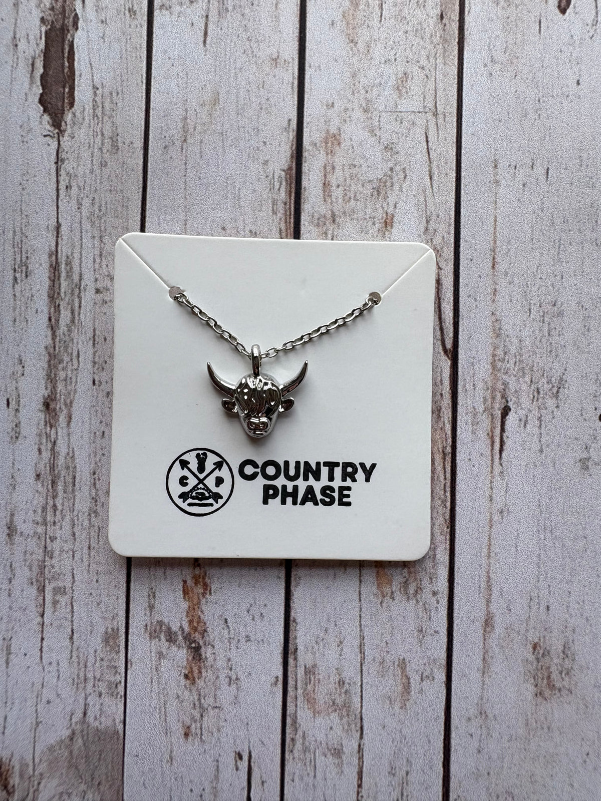 Country Phase Highland Cow Necklace