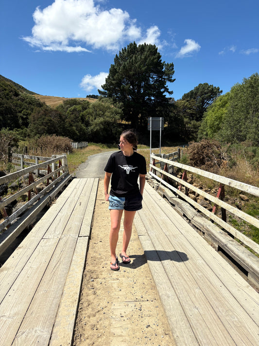 Country Phase Bull Tee