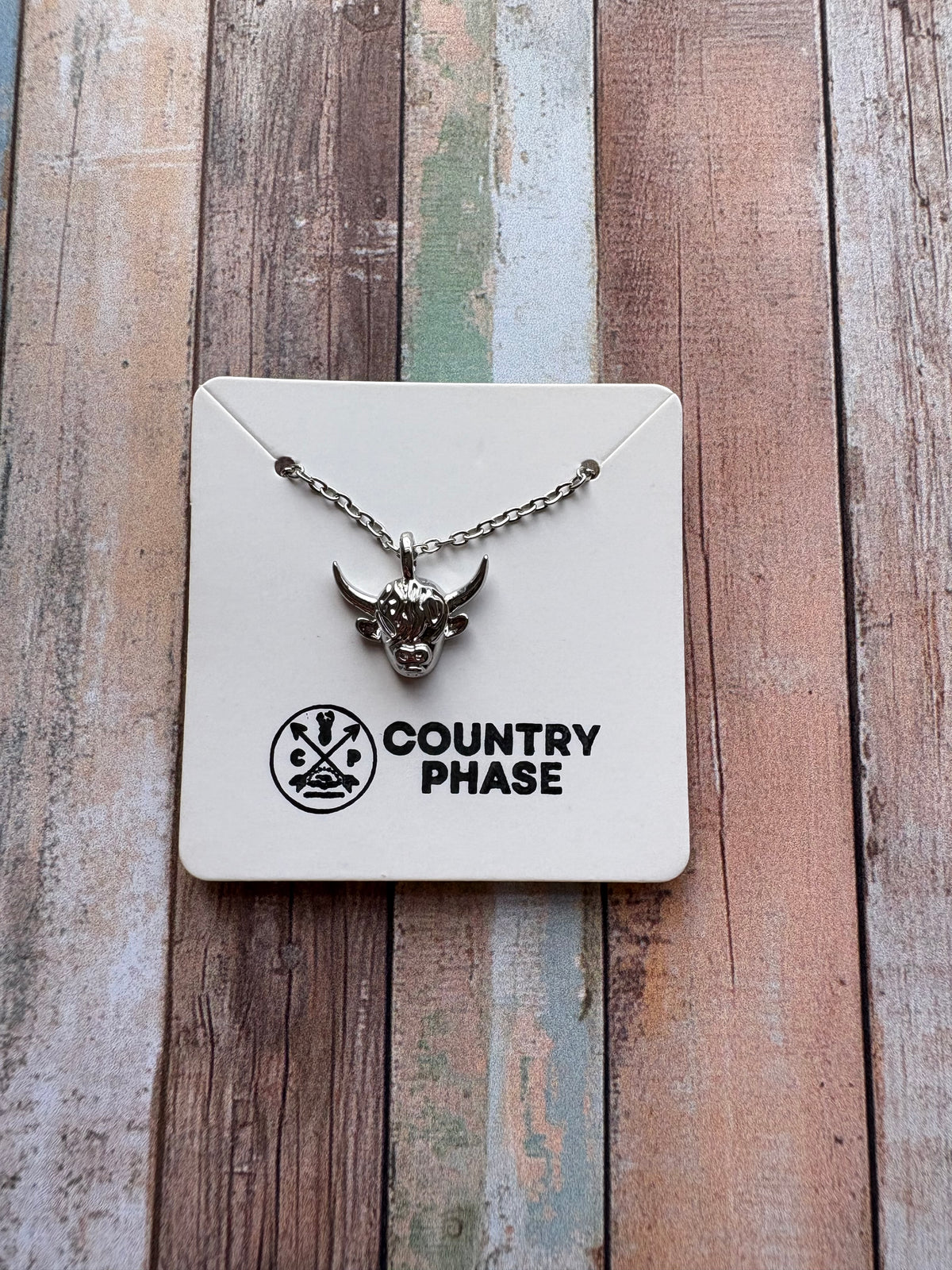 Country Phase Highland Cow Necklace