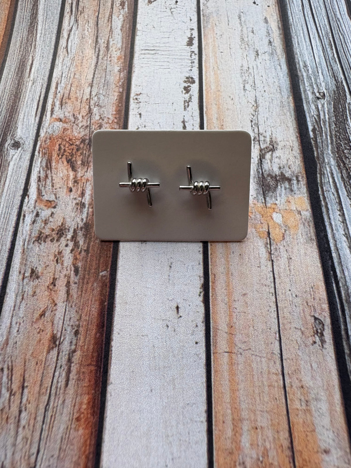 Country Phase Barbwire Earrings