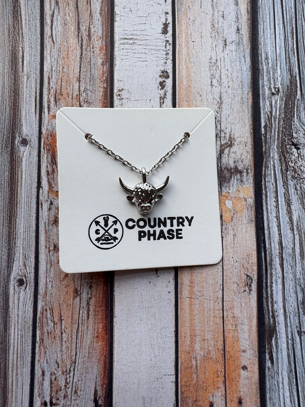 Country Phase Highland Cow Necklace
