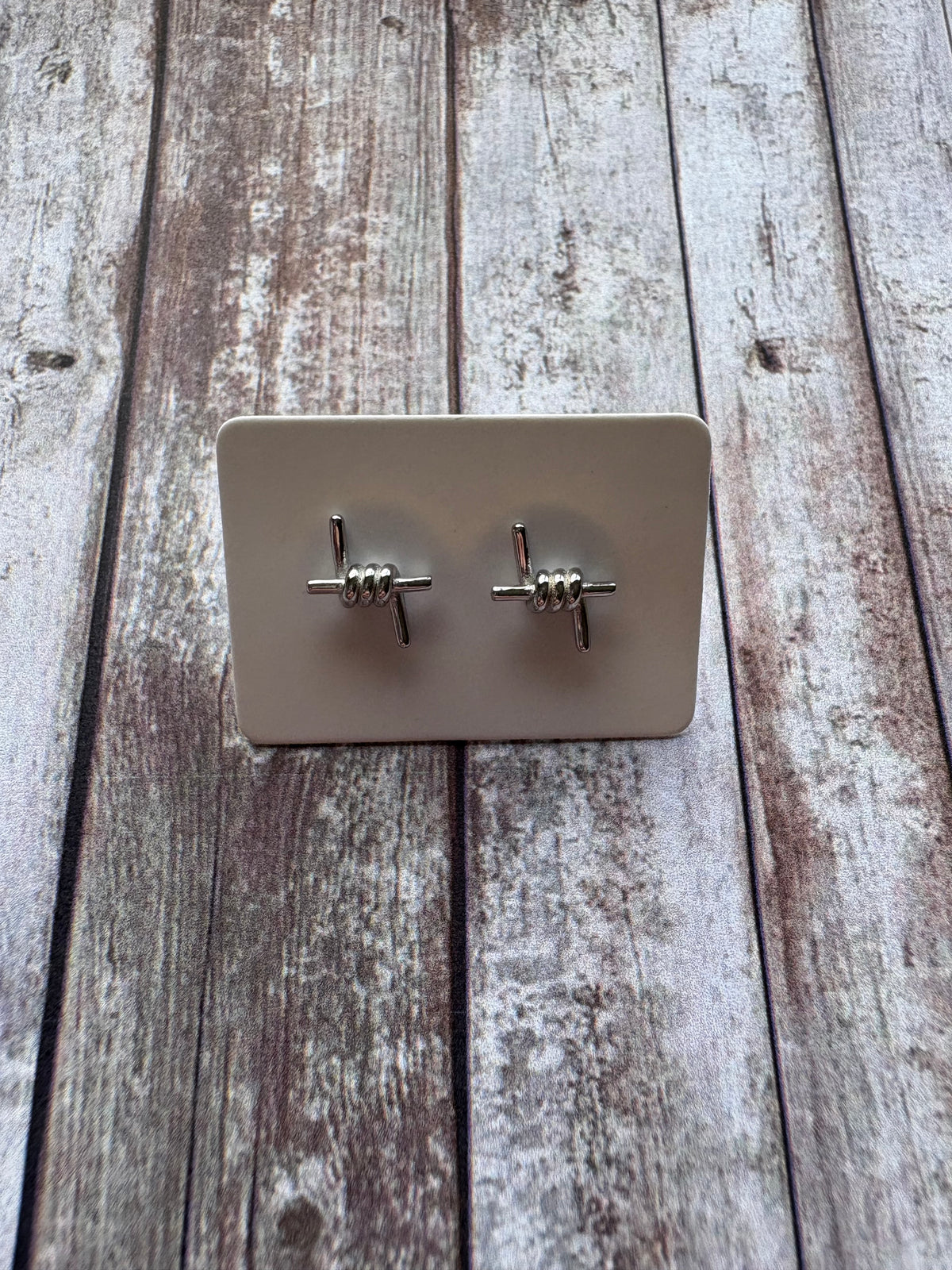 Country Phase Barbwire Earrings
